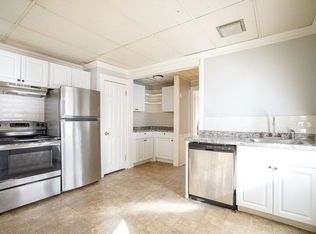 341 Hampden St APT 1, Chicopee, MA 01013