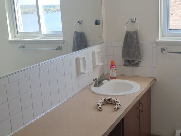 255 Marine Park Dr #D1