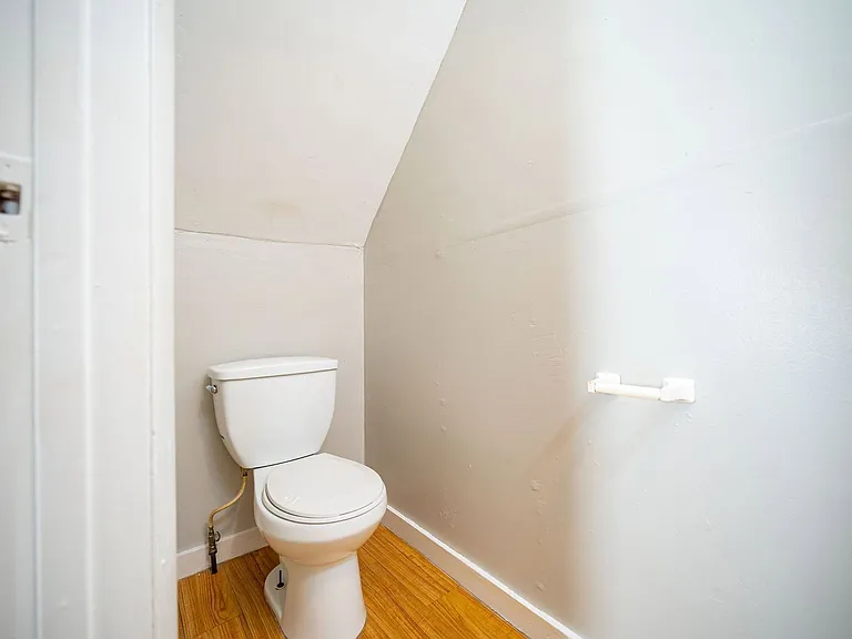 755 Wager St — Photo 26