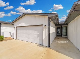 2112 S Thatcher Ct, Wichita, KS 67207