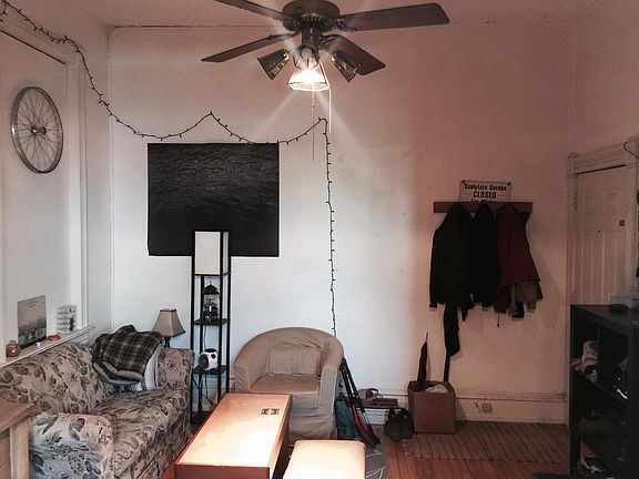 2nd image of 305 Cedar Ave S #3