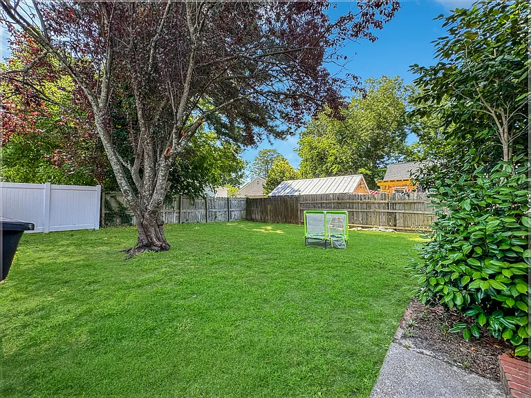 241 Sandpiper Dr — Photo 19