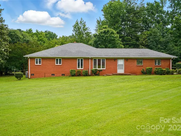 6900 Ridge Lane Rd, Charlotte, NC 28262