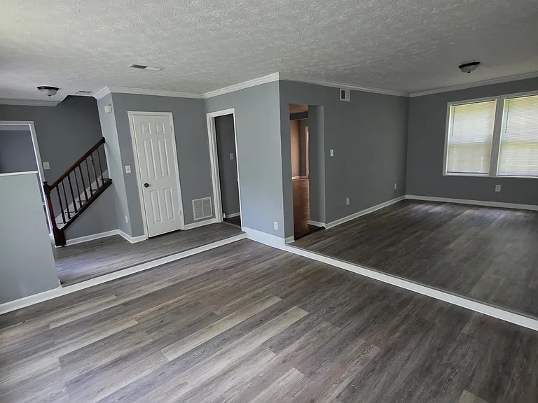 5152 Selene Dr — Photo 12