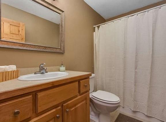 5th image of 22000 Norway St NW