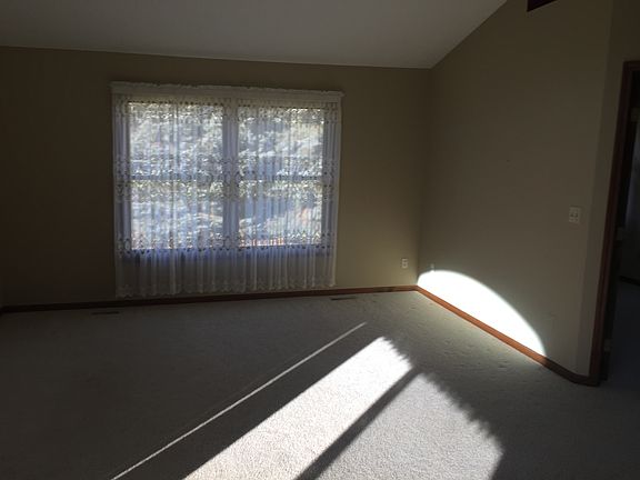 4th image of 10675 W Stockbridge Ct