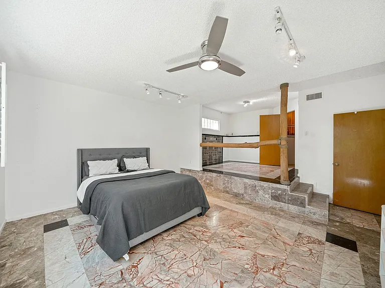 590 Cross River St #1 — Photo 14