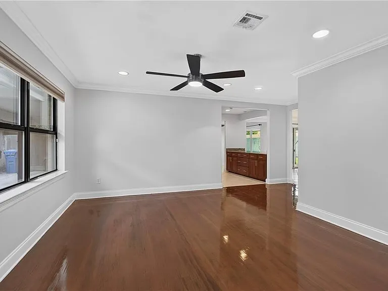5566 Jacquelyn Ct — Photo 7