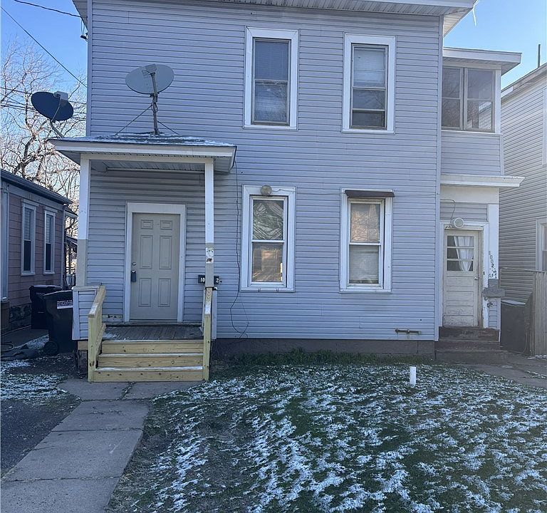 1st image of 1002 Spring St