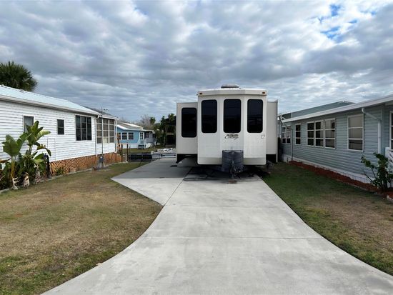 18 Shell Road, Okeechobee, FL 34974