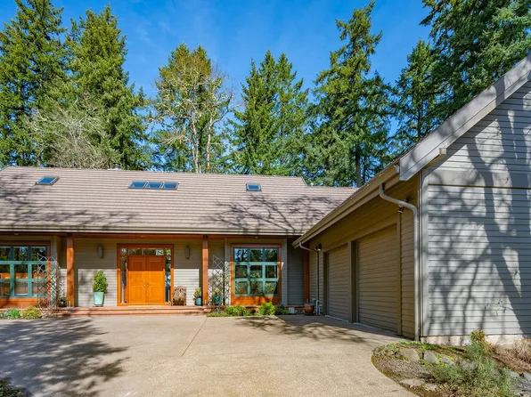 2405 Blacktail Dr, Eugene, OR 97405