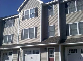 6 Waverly Dr, Dover, NH 03820