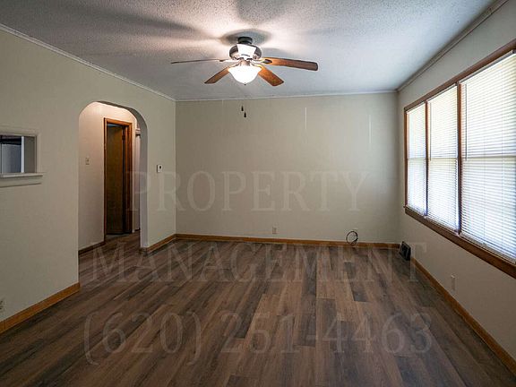 2nd image of 702 S Cline Rd