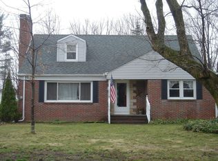 731 Eastwood St, Geneva, OH 44041