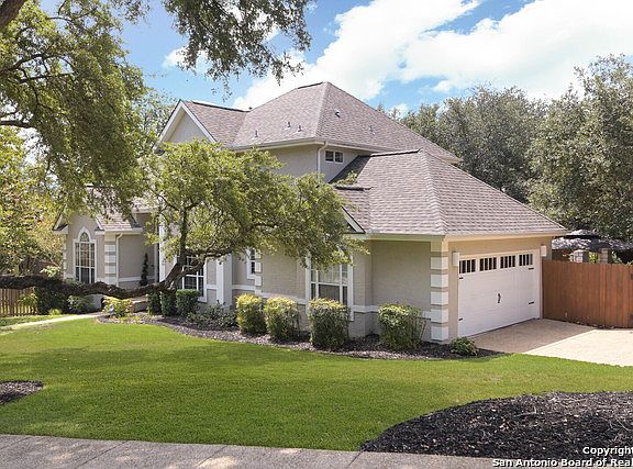 3rd image of 1410 BLACKBIRD LN