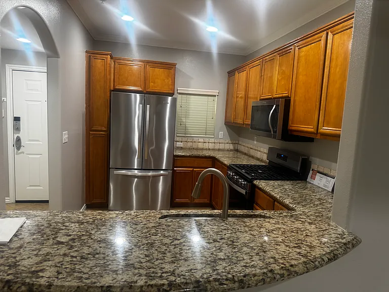 10715 Camarillo St #101 — Photo 7