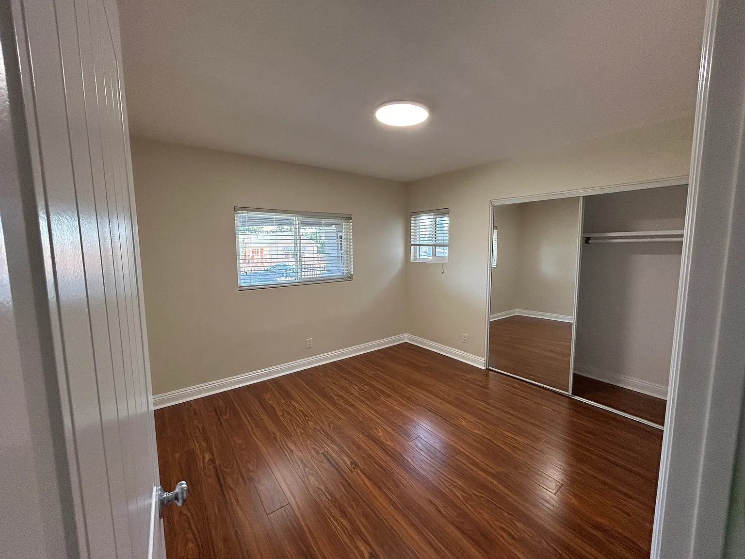 3 bed, 1200 sqft, $4,000 — Photo 3