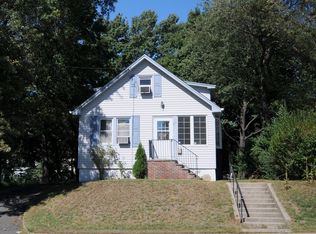 127 W Hanover Ave, Morris Plains, NJ 07950