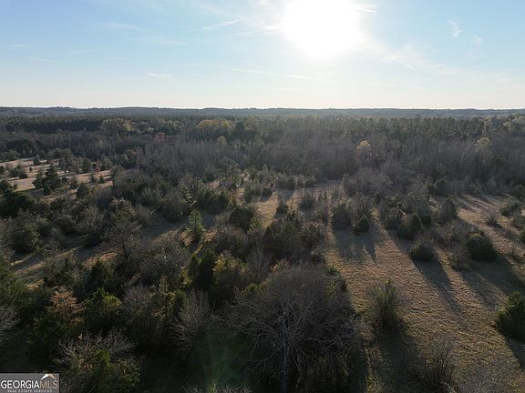 4th image of 3 Seneca Cir