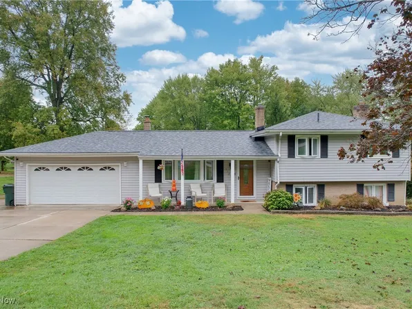 3123 Clearview Rd, Ravenna, OH 44266