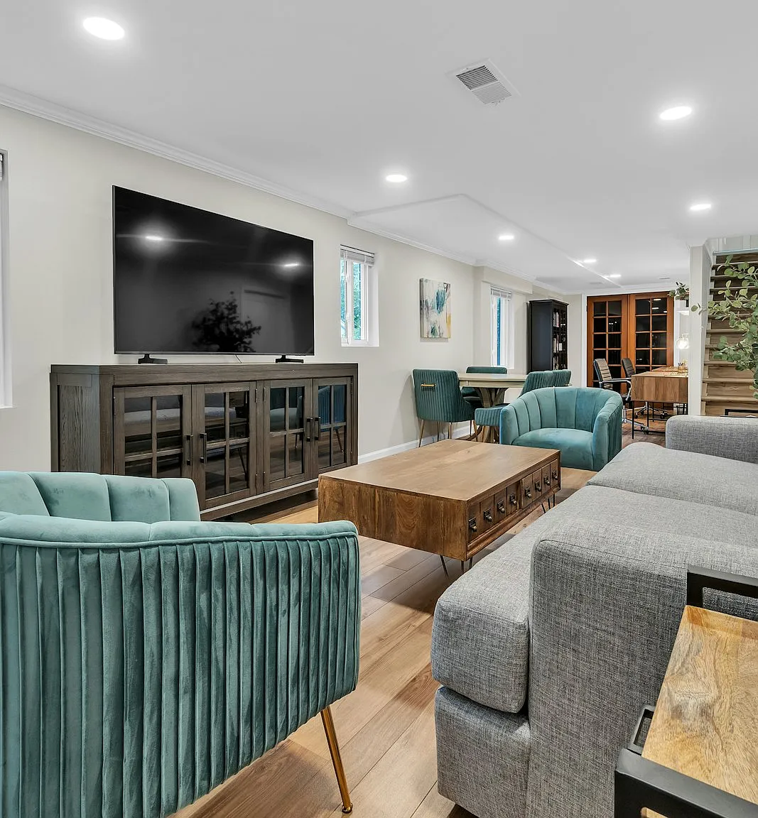 415 Barber Avenue — Photo 3