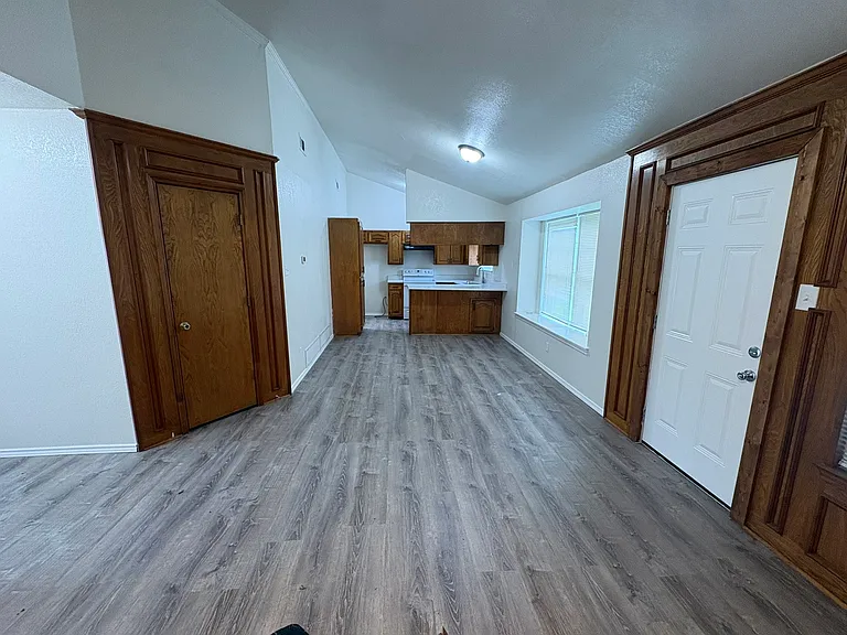 208 Etta Ave — Photo 13