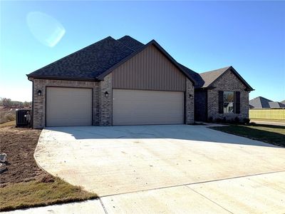 (Undisclosed Address), Lowell, AR, 72745
