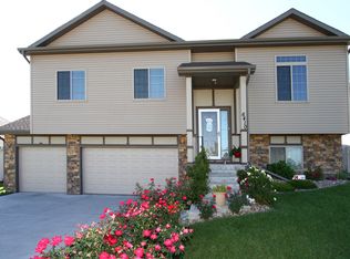 6410 Grays Peak Dr, Lincoln, NE 68521