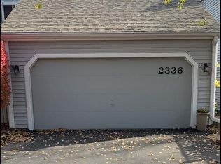 2336 Manor Lake Ct, Chesterfield, MO 63017