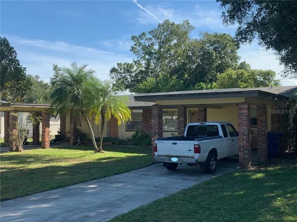 3088 Englewood Dr, Largo, FL 33771