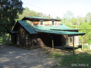 318 Foliage Ln, Canton, NC 28716