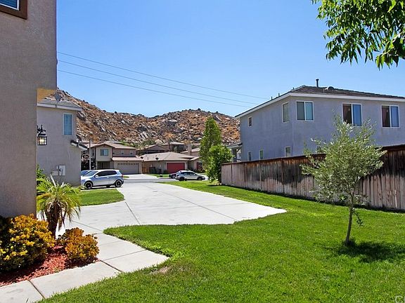 4th image of 17305 Cremello Way