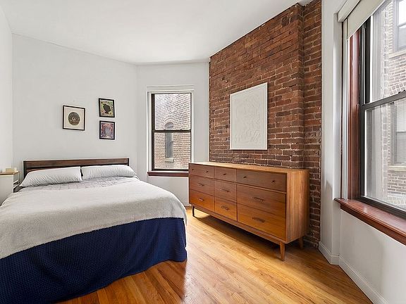 3rd image of 798 President St APT 4-R