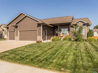 4420 S Judy Ave, Sioux Falls, SD 57103