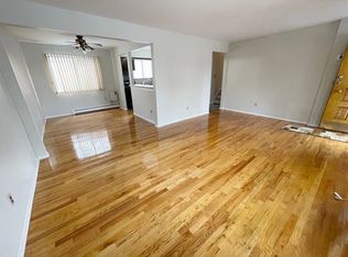 20-50 48th St #1B, Astoria, NY 11105
