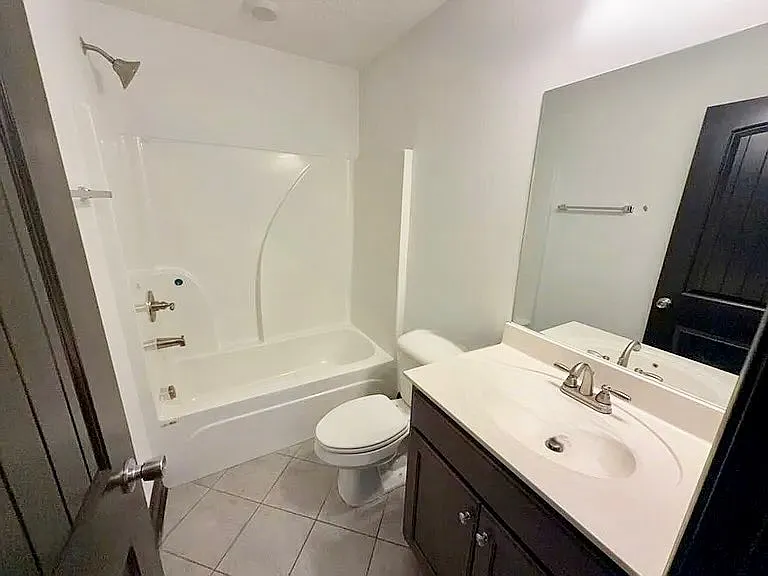297 Fieldstone Ln #9B — Photo 10