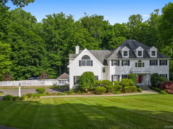 44 Watergate Drive, Amawalk, NY 10501