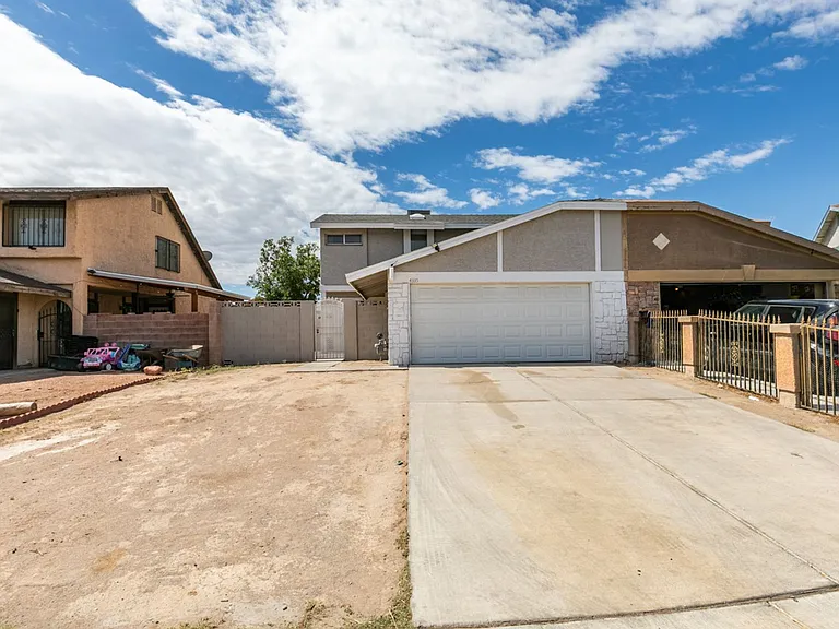 4335 Galore Ave — Photo 37