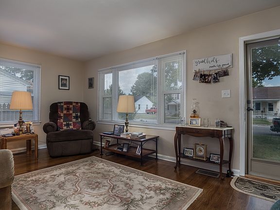 3rd image of 3220 Saint Ann St