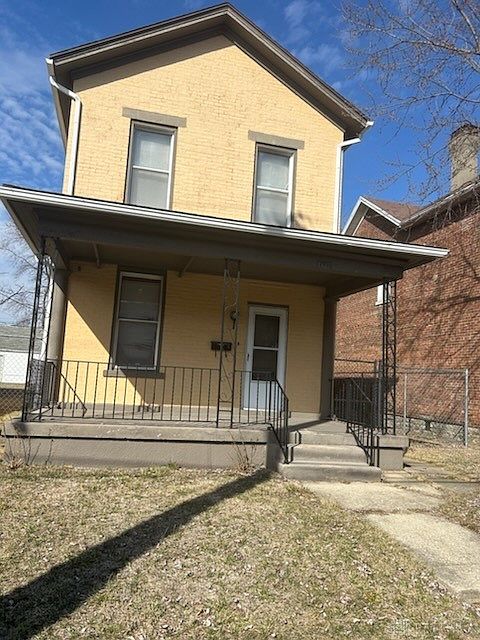 1st image of 2521 E 5th St
