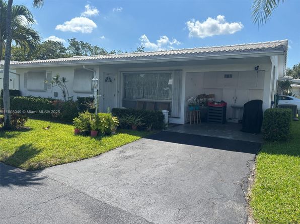 2427 Garland Cir #195