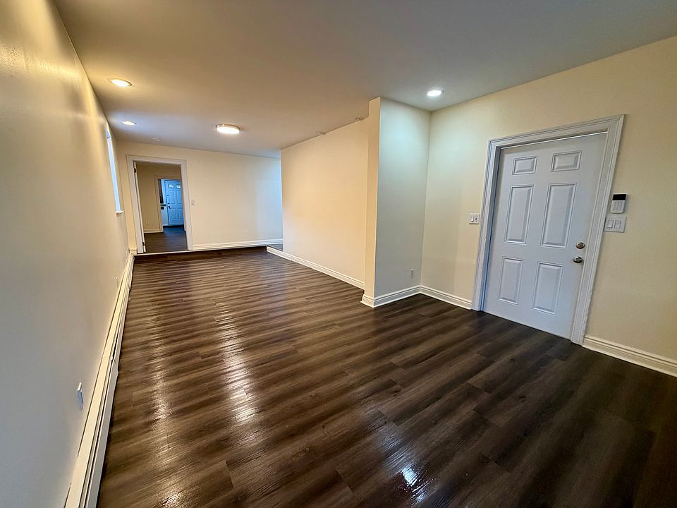 1st image of 83 E 22nd St APT 1
