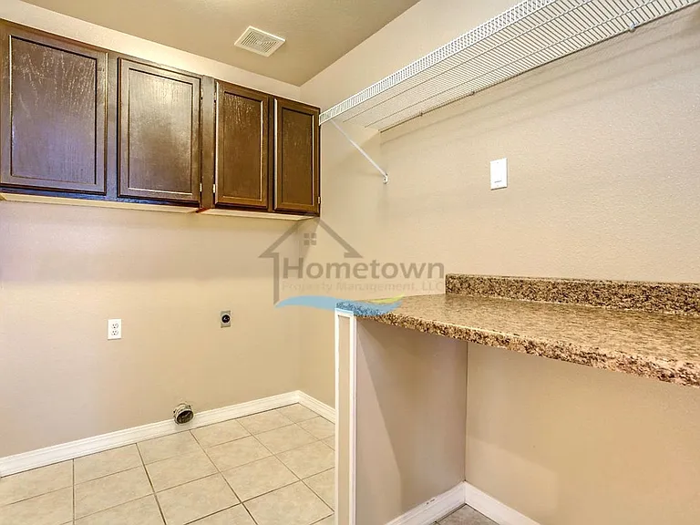 5940 N Stafford Rd — Photo 23