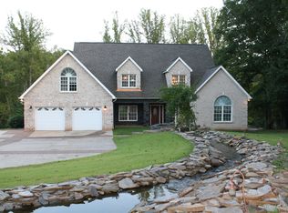 138 Precinct Rd, Pilot Mountain, NC 27041