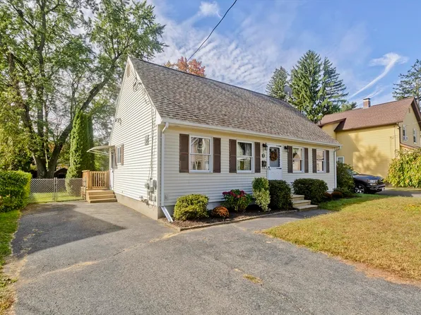 58 Emmett St, Chicopee, MA 01020