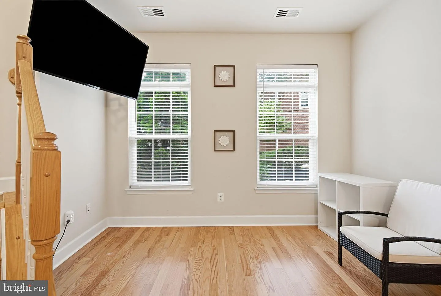 3 bed, 2.5 bath, 1613 sqft, $2,800 — Photo 3