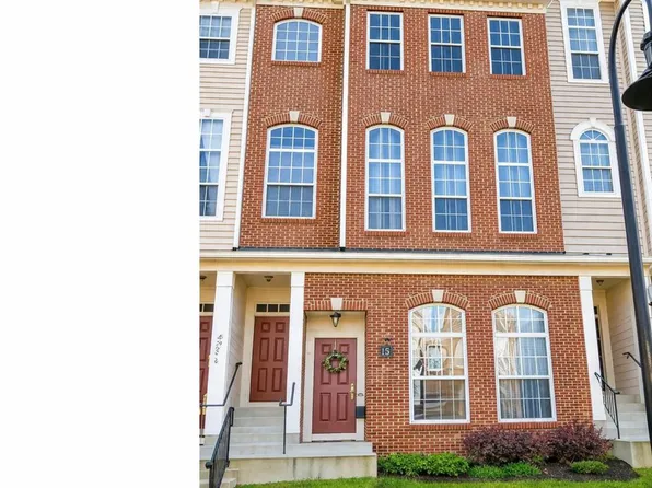 6256 Woodruff Springs Way #22, Haymarket, VA 20169