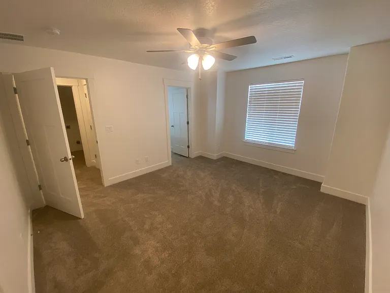 543 S 120 E — Photo 8