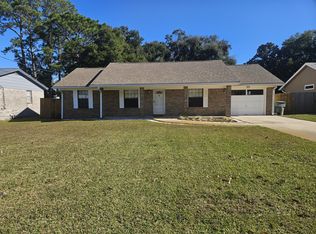 29 Deal Ave, Fort Walton Beach, FL 32548