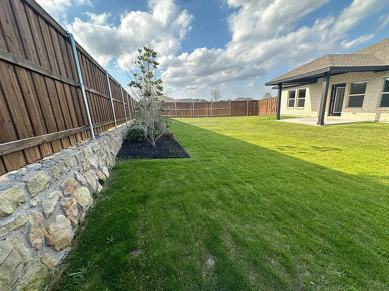 1221 James St — Photo 21